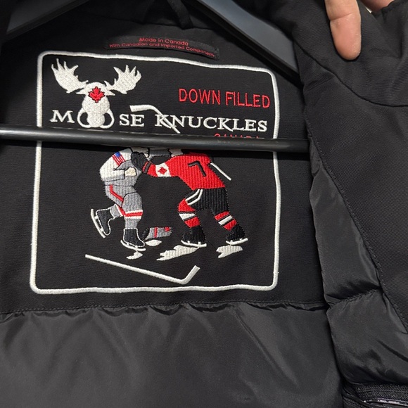 Moose Knuckles Xs Jacket Removable Hood - Picture 5 of 7